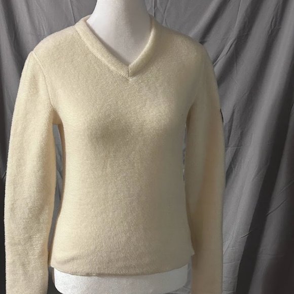 Ralph Lauren Tops - RALPH Lauren Vintage Long Sleeve V Neck Sweater